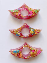 Sweetheart Book Holder: Diamond