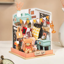 DIY Miniature House Kit: Sweet Dream (Bedroom)