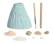 Ocean Floor Volcano Erupt & Dig Kit
