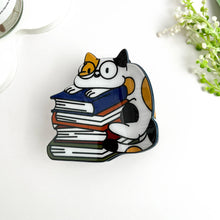 📚 Studious Cat & Book Hair Claw – Cute Acetate Clip 🐱: White